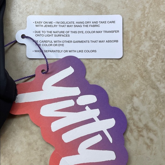 Yitty Smoothed Reality Plunge Bra Black Size 2X Wireless Seamless Support NWT - Picture 9 of 10